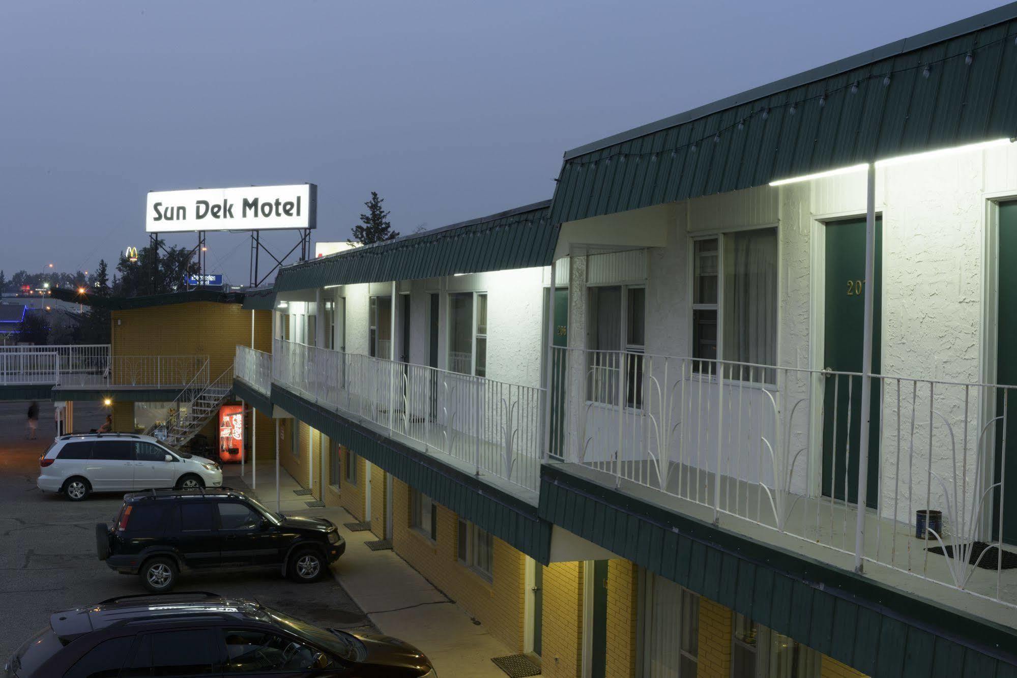 Sun-Dek Motel 매디슨햇 외부 사진